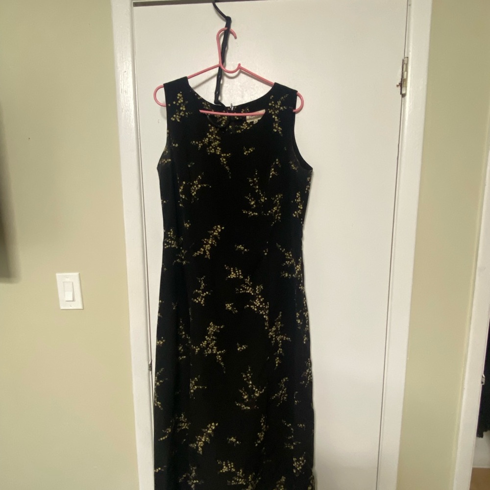 Studio I Black Sleeveless Sheath Maxi Dress